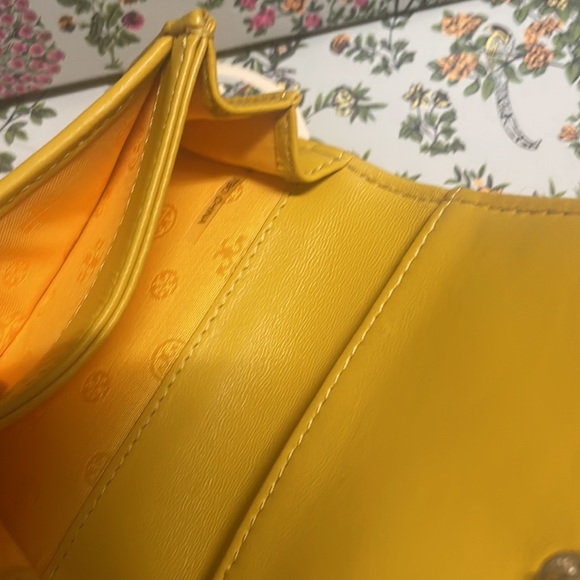 Tory Burch Mini Wallet - Picture 4 of 5